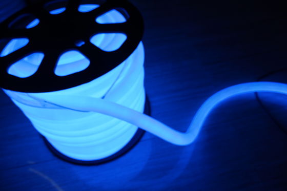producto caliente 100LEDs/m azul 360 grados redondo LED luz de neón flexible 220v 25m bobina