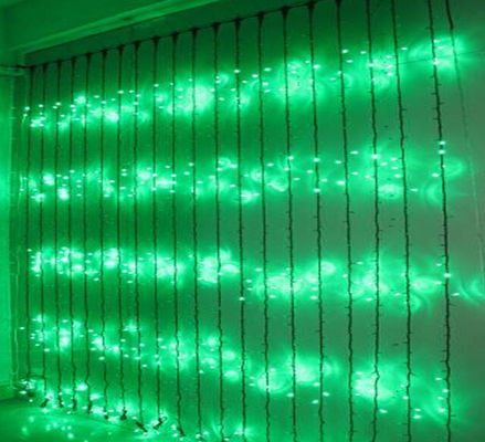 Venta al por mayor 240V increíbles luces brillantes de Navidad cascada para la decoración