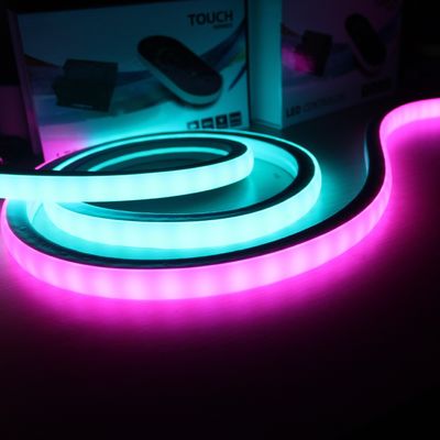 Decorativo impermeable 24V Flexible RGB LED Band Tubo de neón Flex Cuerdas de luz cuadrada 17x17mm